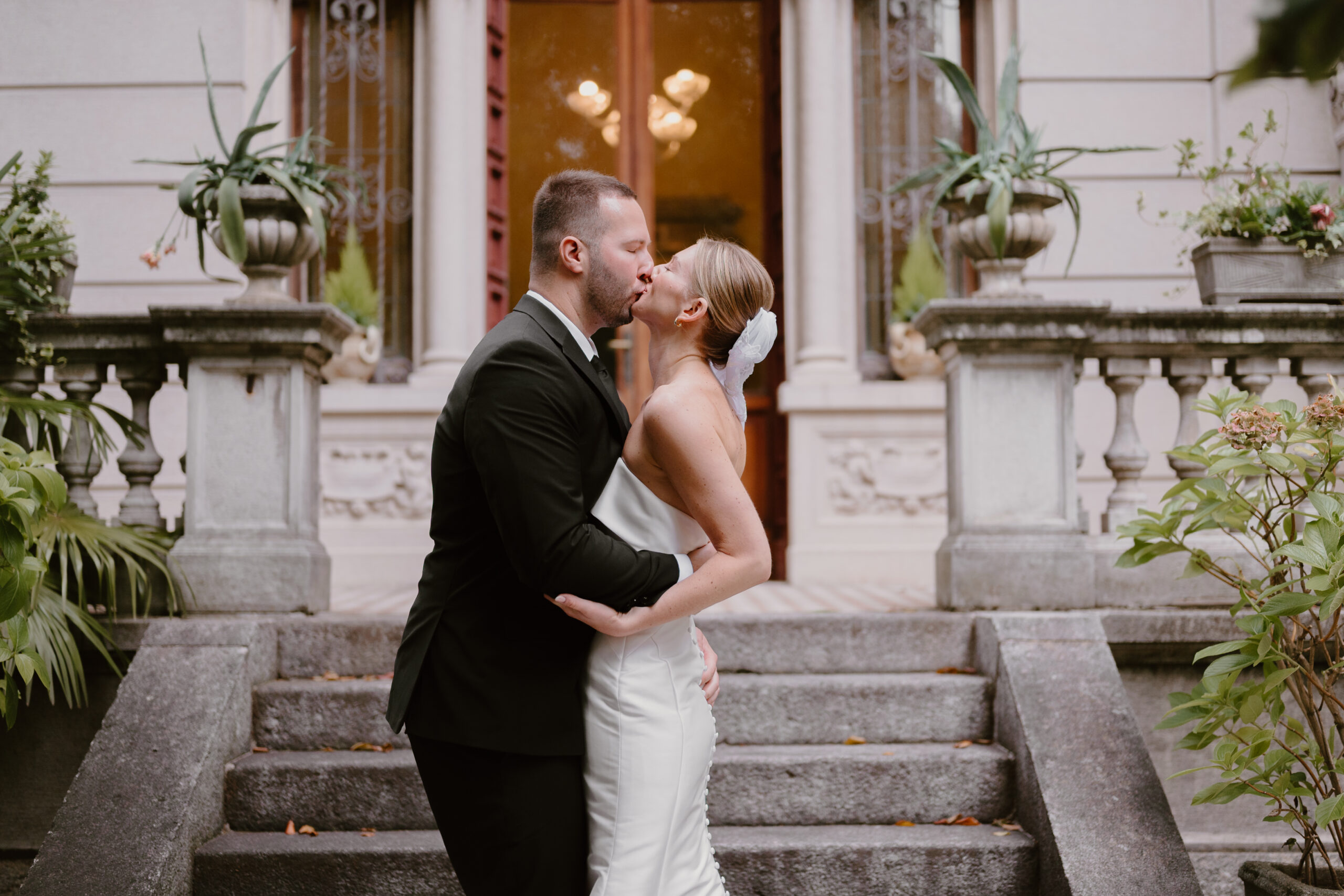 intimate wedding on Lake Como