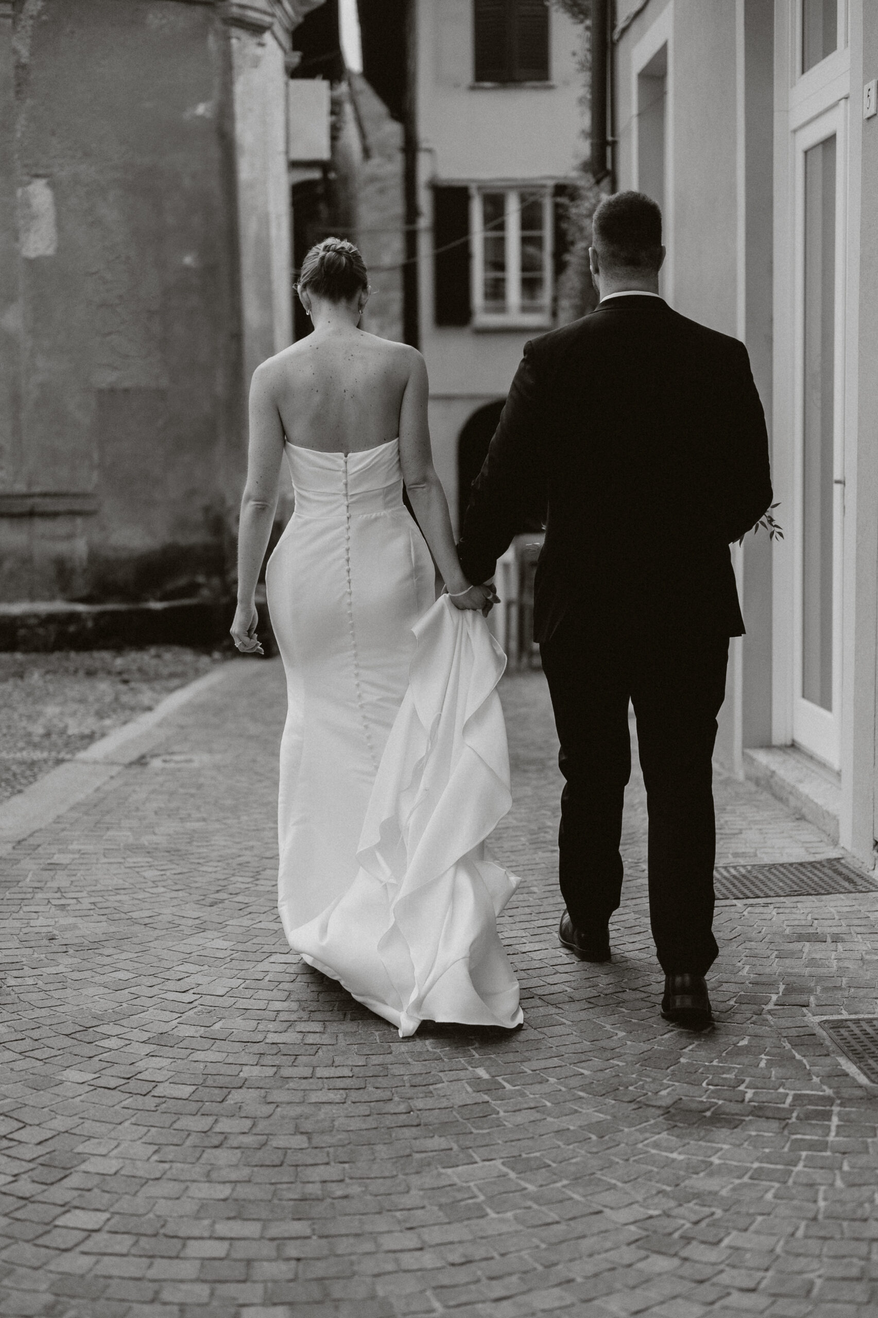 intimate wedding on Lake Como