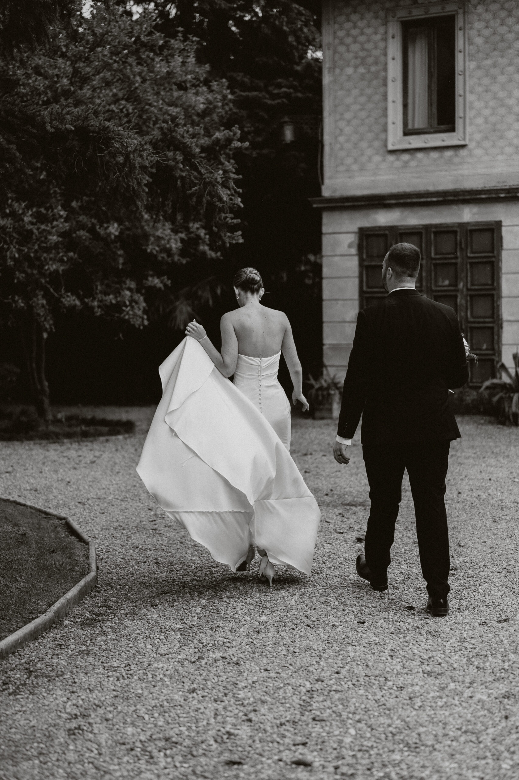 intimate wedding on Lake Como